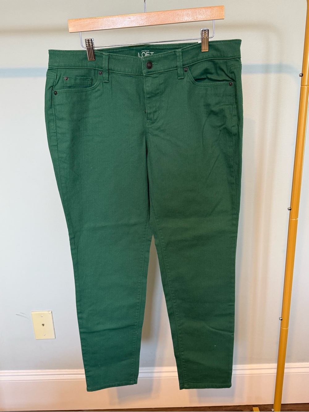 LOFT Men's Forest Green Skinny Jeans